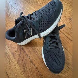 New Balance 520 comfort ride women’s size US 8.0